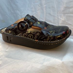 Algeria PG Lite Slip on